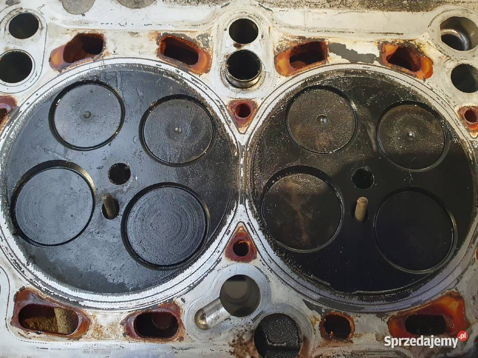 GŁOWICA CYLINDRÓW Audi A4 B8 20 TDI 03L103373E osobowe lubelskie