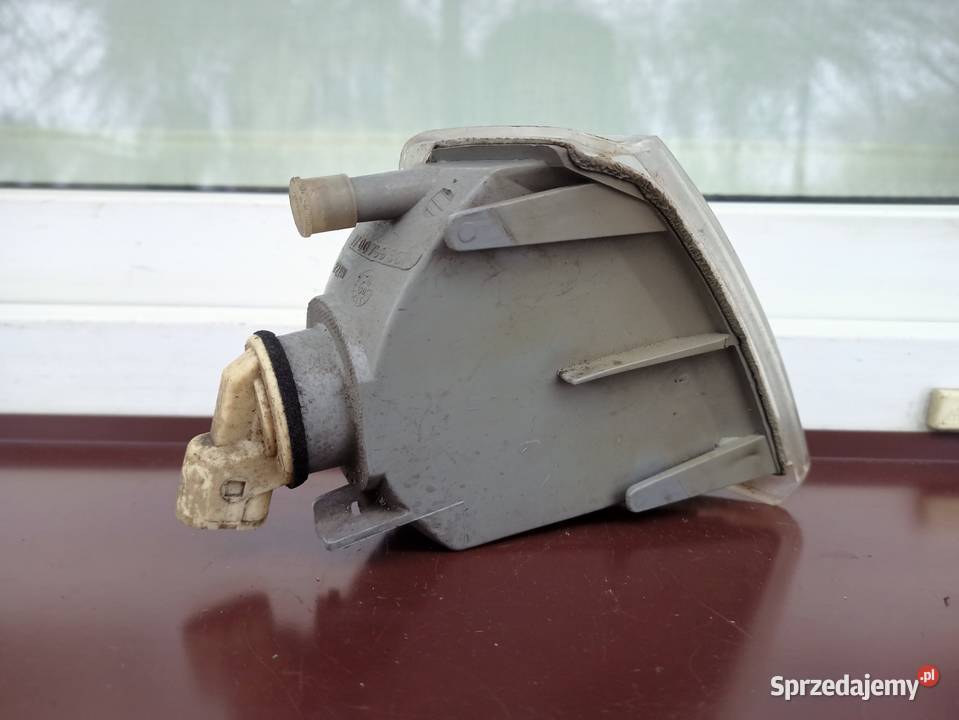 Renault 19 kierunkowskaz kierunek lewy kierowcy Sieradz sprzedam