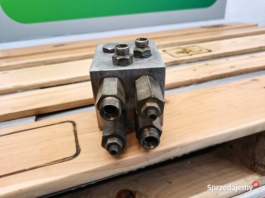 Zamek hydrauliczny Merlo 4018 Roto 240 Bar Wilkowo