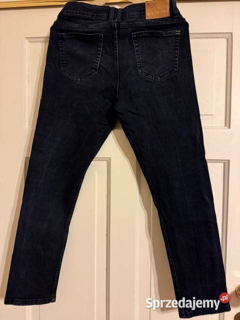 Jeansy męskie 3232 Carry czarne z przetarciami Rozmiar S Częstochowa