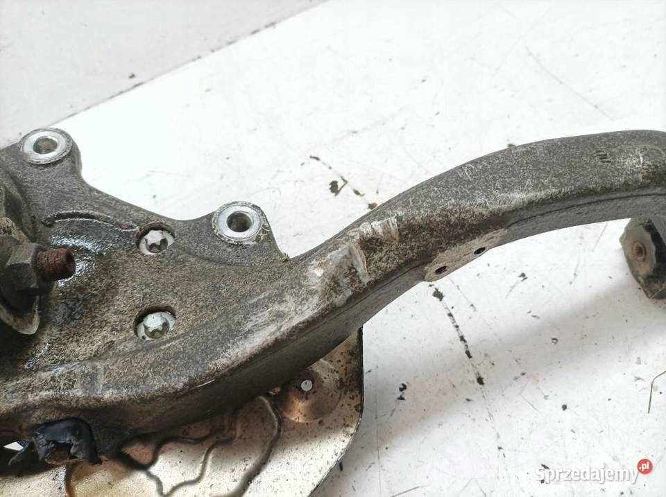 ZWROTNICA LEWY PRZÓD 20 CDI MercedesBenz Eklasa Rok produkcji 2017 Zwrotnice