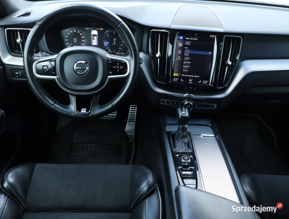 Volvo XC60 D4 biały