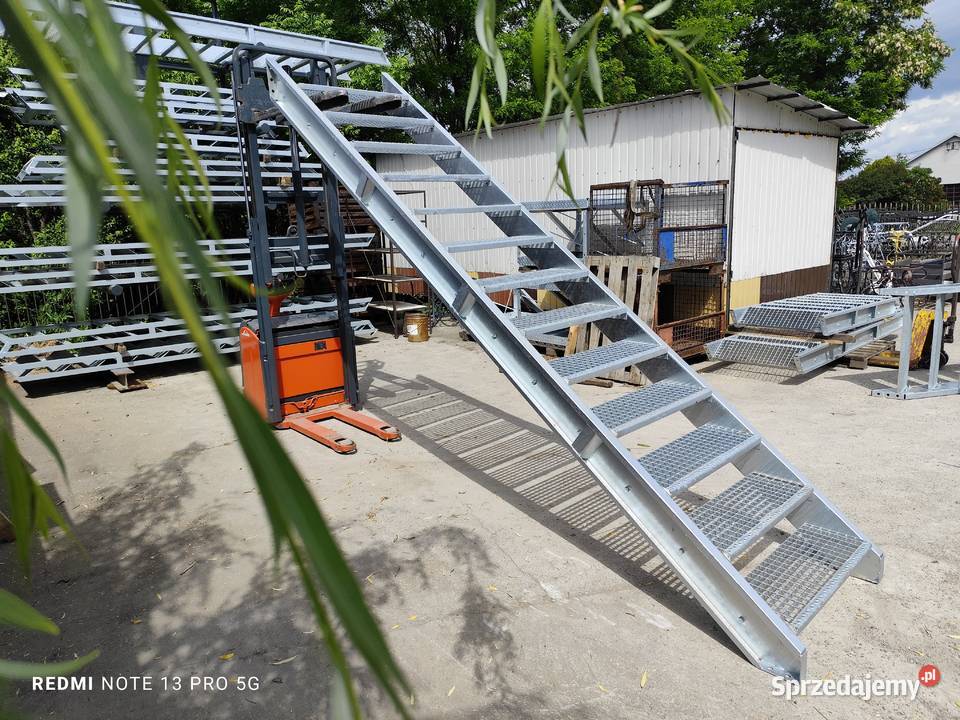 Schody metalowe wema loft wejście na 244 12 Schody zewnętrzne Elżbieta