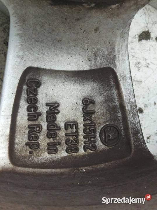 FELGA ALUMINIOWA R15 5X100 ET38 OC57MM 6JX15H2 aluminiowe świętokrzyskie