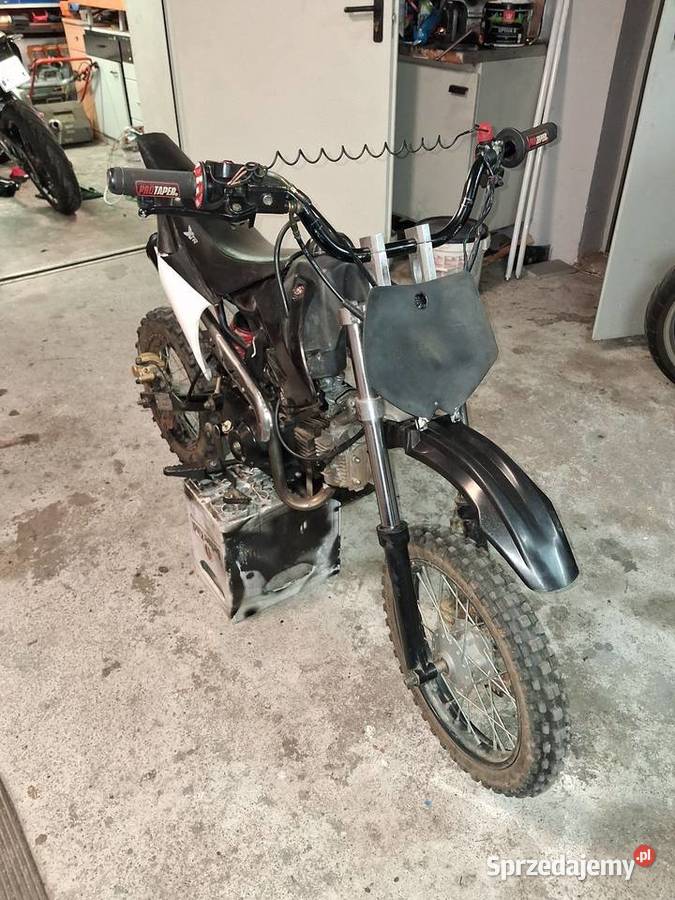 Cross 125 xtr rozrusznik czarny Dobrzeń Wielki