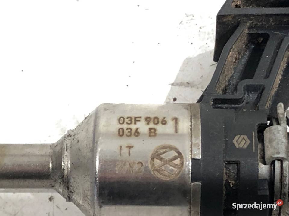 WTRYSKIWACZ VW GOLF VI 03F906036B 12 86 0814 osobowe