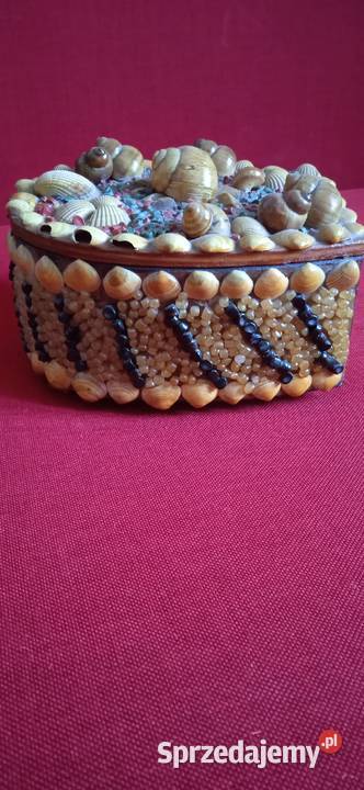 Stare ozdobna skrzyneczka Świdnica