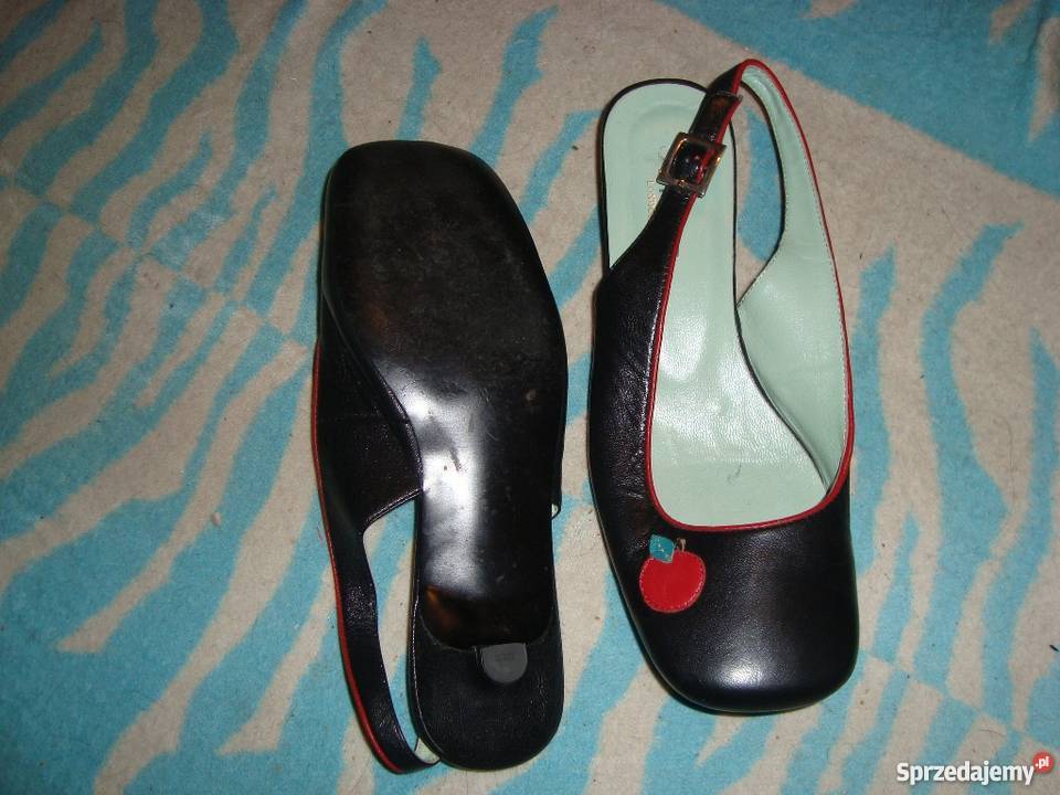 Sandałki z krytymi palcami 22.5cm mazowieckie Ostrołęka