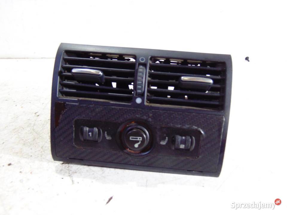 KRATKA NAWIEWU TYŁ AUDI A8 D2 4D0819203G