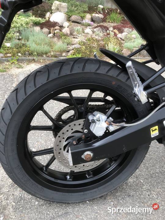 Derbi GPR125 Aprilia RS4 CBR RSRieju Senda Czarna