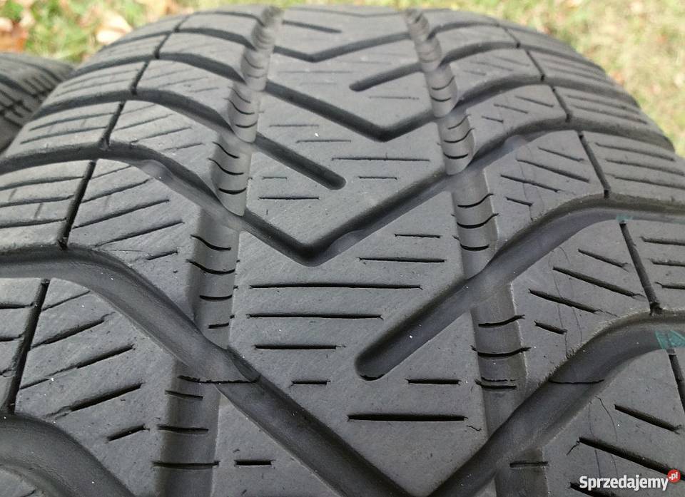 Opony Pirelli Winter 210 Snowcontrol 20555R16 Warszawa