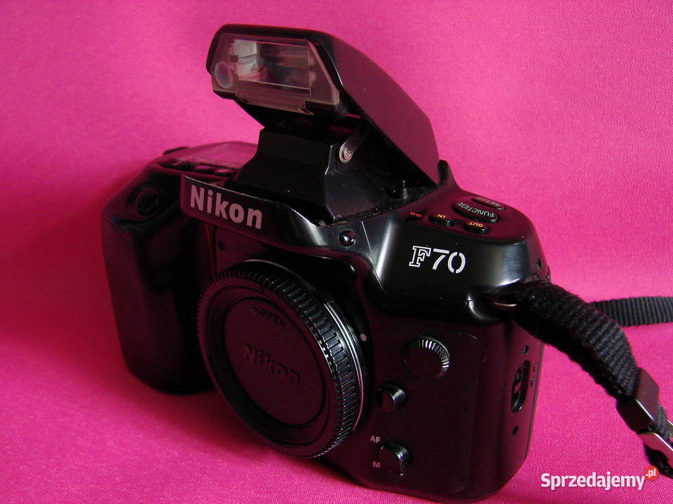 APARAT NIKON F70 PANORAMA Z OBIEKTYWEM Aparaty Bielawa sprzedam