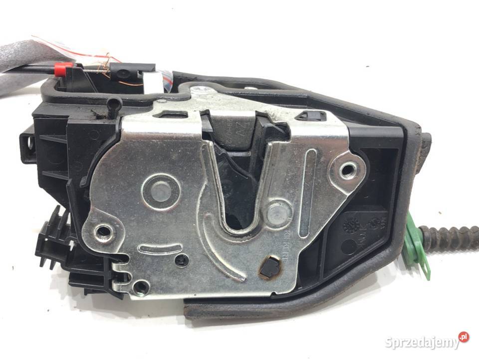 ZAMEK DRZWI PRAWY TYŁ BMW E83 Hatchback 729460