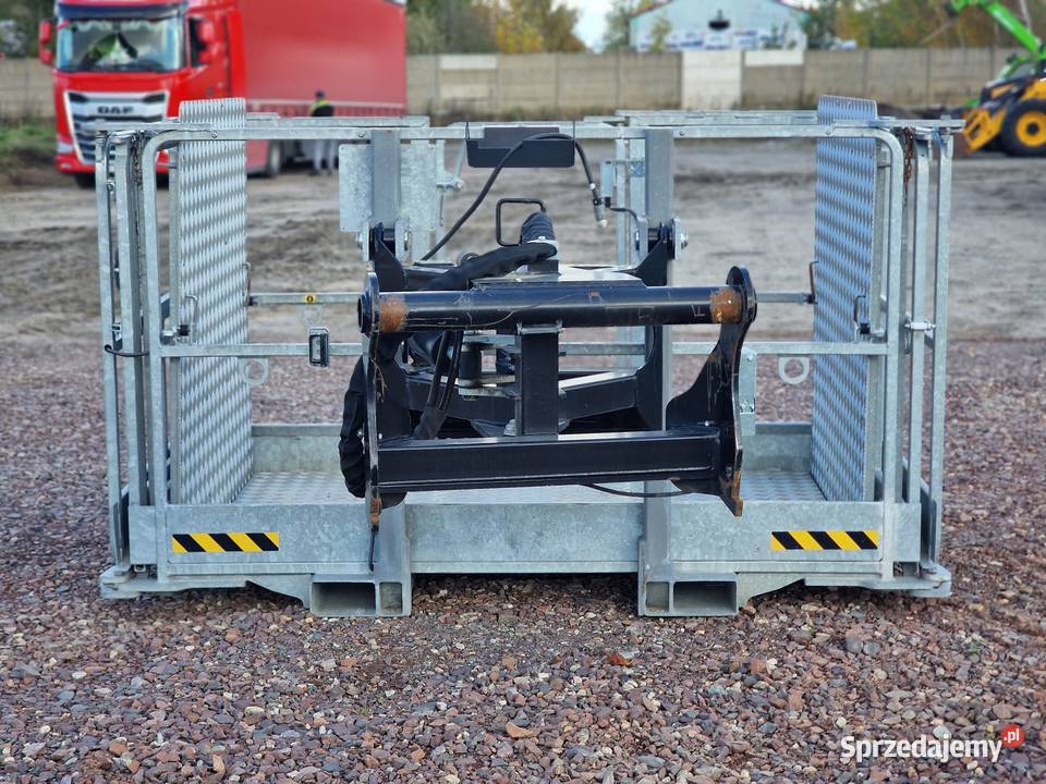 Kosz Manitou Platforma PSE4400365 225x4m MRT Rok produkcji 2021 Płoty