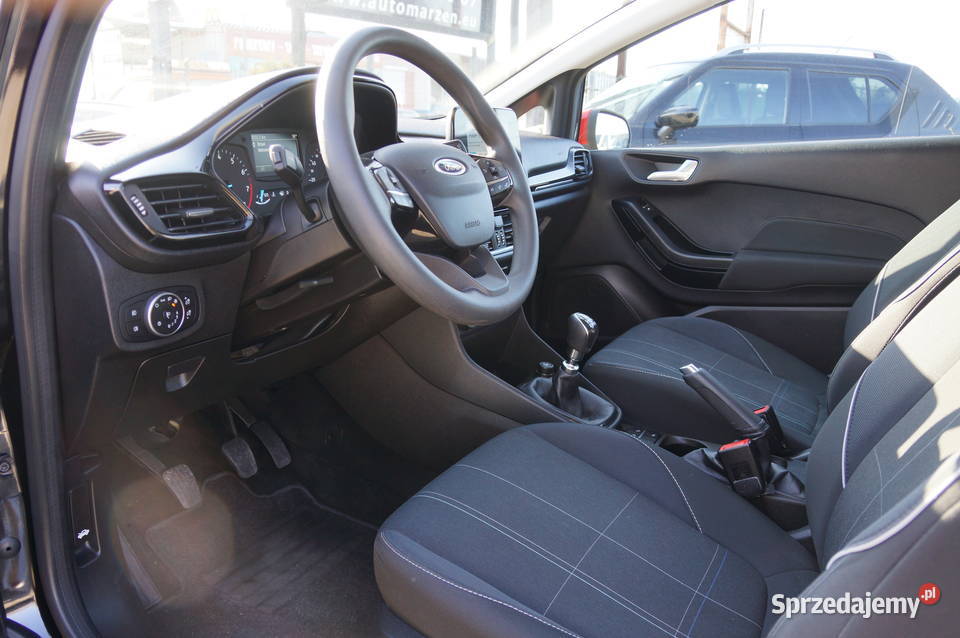Ford Fiesta 10 Benzyna 100 Klima Kamera Mały manualna
