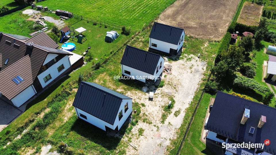 Dom 95m2 Ujazd blacha