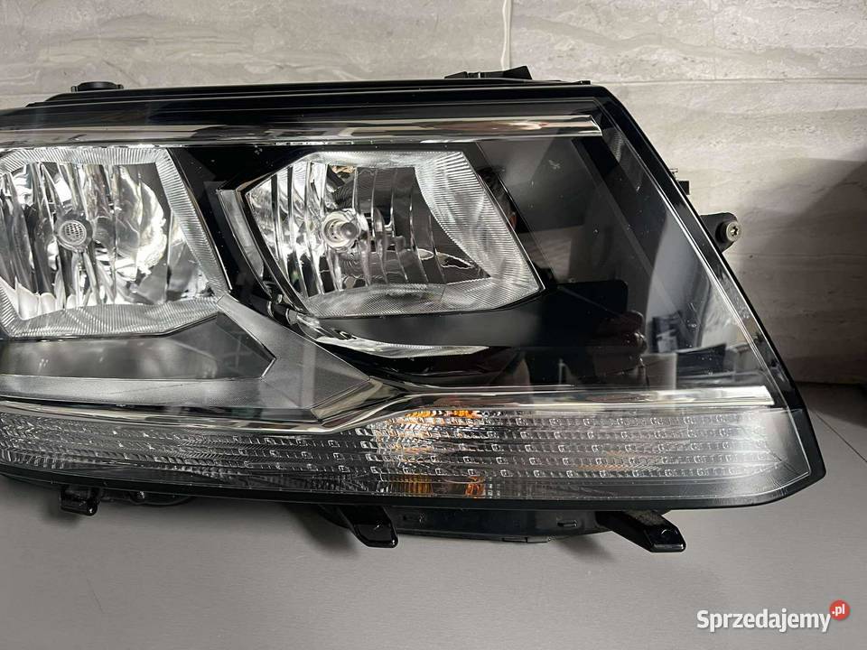 VW TIGUAN 2 PRAWA LAMPA PRZÓD 20152020 KOMPLETNA Ostroróg sprzedam