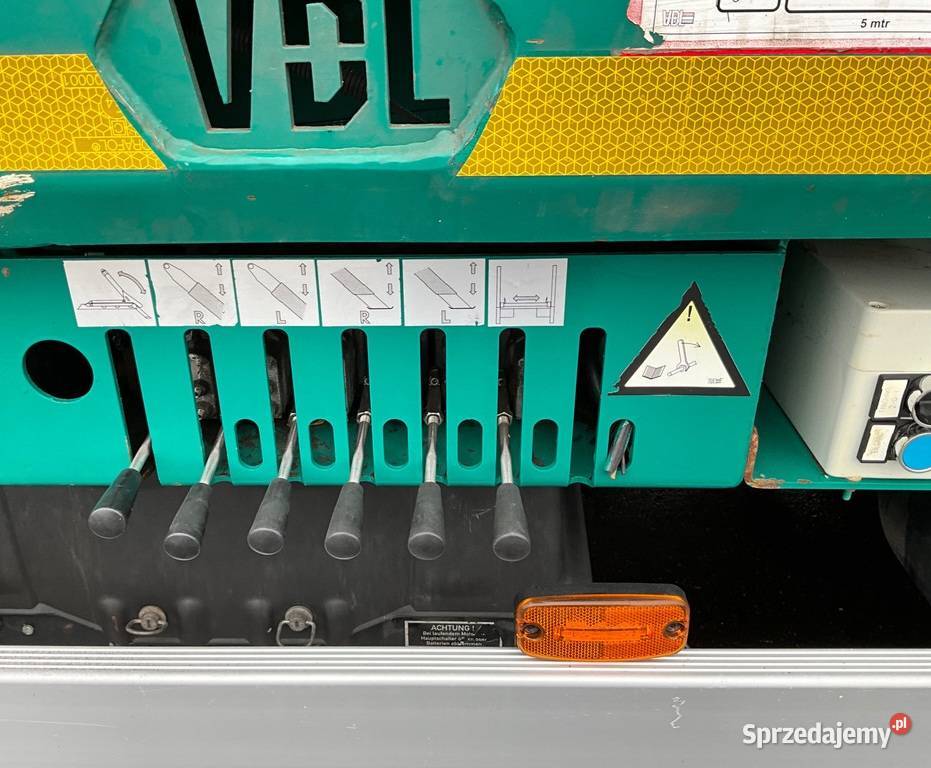 Bramowiec Man Samochody ciężarowe Warszawa