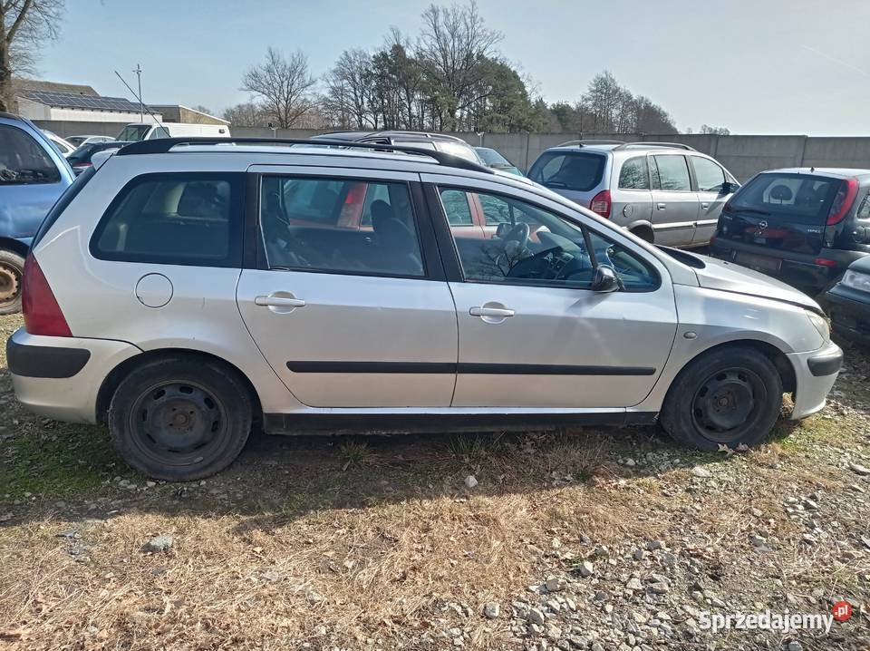 Peugeot 307 20 HDi r 66 kW 2002 r dawca części Rok produkcji 2002 Samochody na części wielkopolskie Szklarka Myślniewska