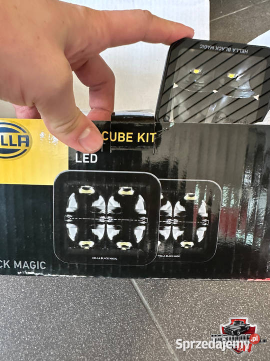 Hella LED Black Magic Cube Reflektor Pasłęk