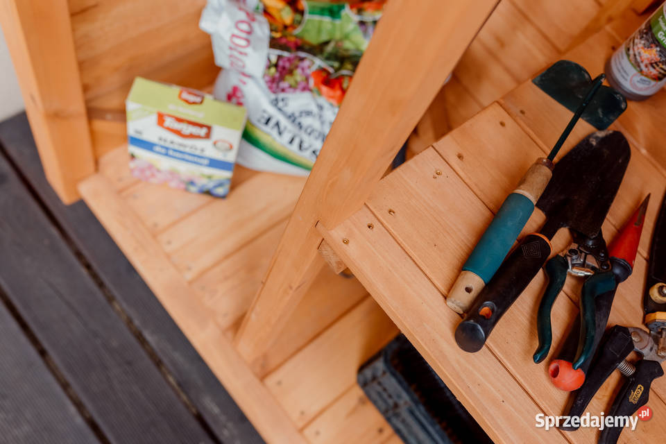Szafa ogrodowa drewniana drzwi jednoskrzydłowe Kalety