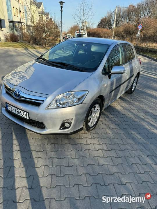 Toyota Auris 18 hybryda hybryda małopolskie Kraków