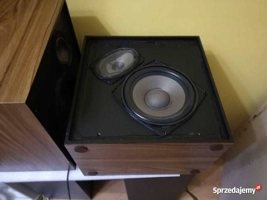 Amplituner z magnetofonem sprawneplus kolumny Mińsk Mazowiecki sprzedam