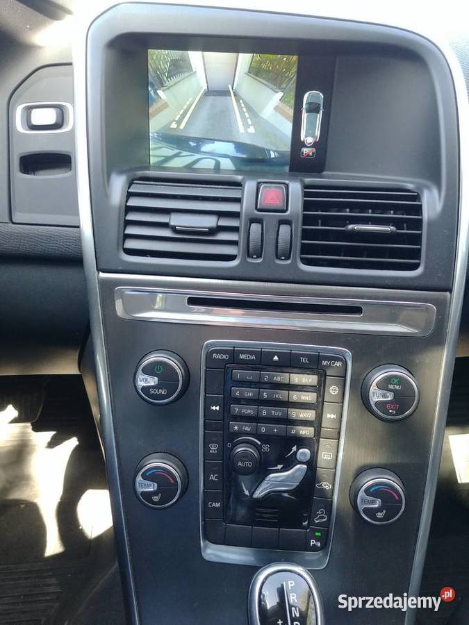 VOLVO XC60 D5 215 BiTurbo Automat AWD Panorama kupiony w Polsce mazowieckie Warszawa