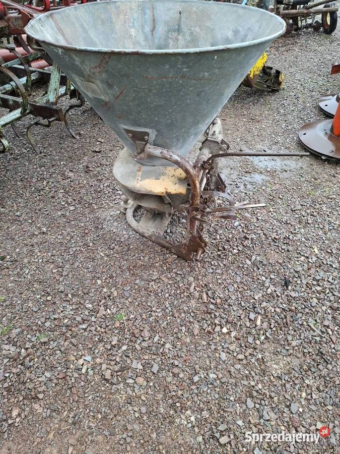 Rozsiewacz lej Nowa Słupia sprzedam