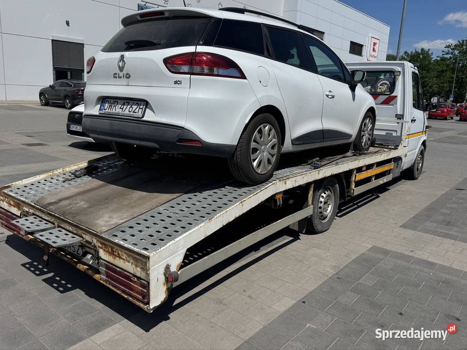 Mercedes Sprinter laweta pomoc drogowa Długołęka