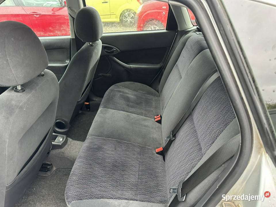 Ford Focus Niezawodna benzyna 14 podg szyba sprzedam