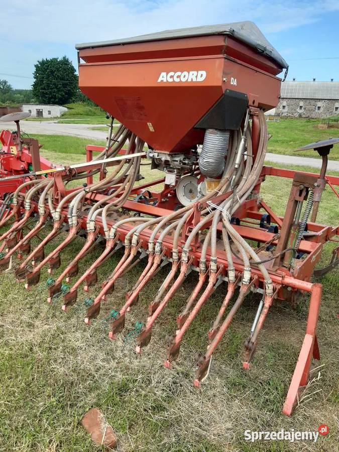 Prasa Deutz Fahr RB 460 Deutz-Fahr Doba