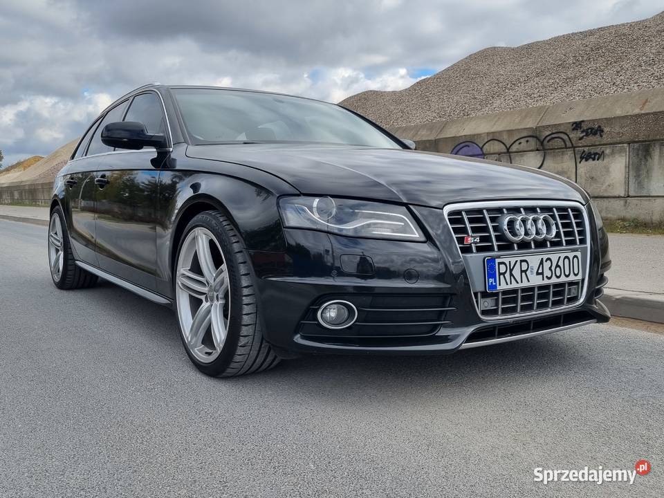 Audi S4 30TFSI Avant Quattro bogate wyposażenie Brwinów