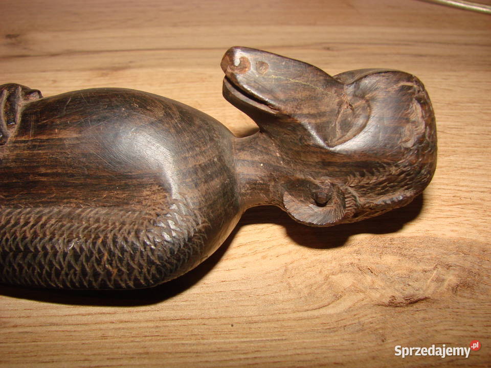 hebanowa afrykańska figurka