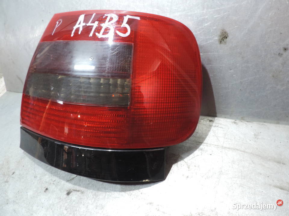 AUDI A4 B5 FL SEDAN LAMPA PRAWY TYŁ sprzedam