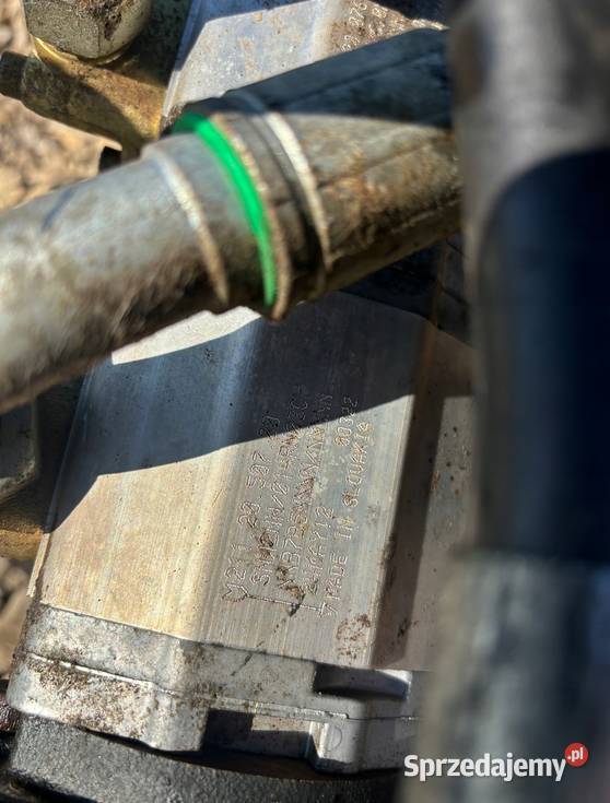 Pompa główna napędowa hydrostat Karmiarka Motoryzacja