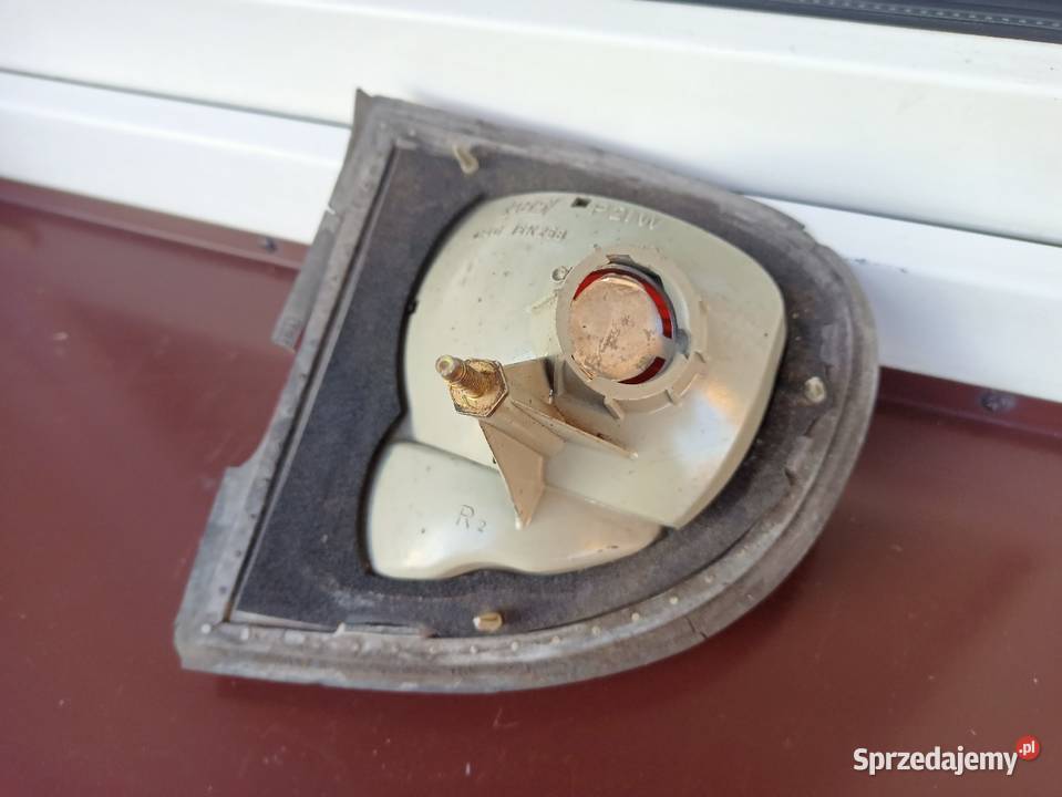 Ford Escort MK7 VII lampa tył tylna prawa w osobowe Sieradz sprzedam