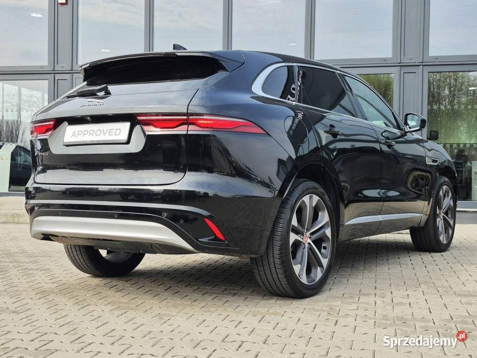 Jaguar FPACE Jaguar FPace 20D I4 204 AWD Auto SE czarny F-Pace Łódź