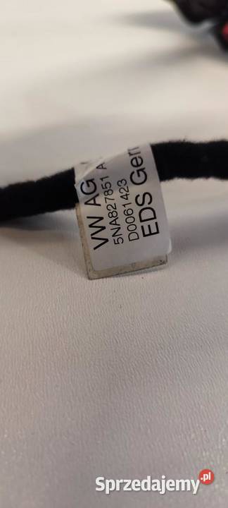 VW TIGUAN II SIŁOWNIK KLAPY PRAWY 5NA827851A osobowe Dachy