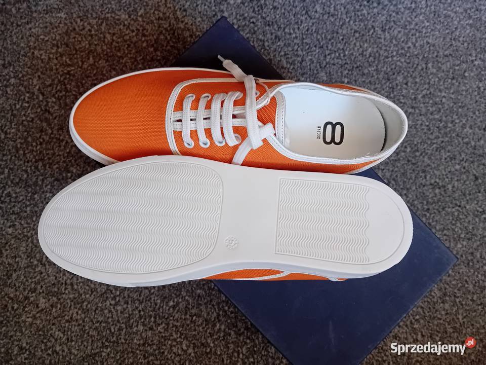 Nowe modne oryginalne trampki włoskiej firmy 8 Malbork