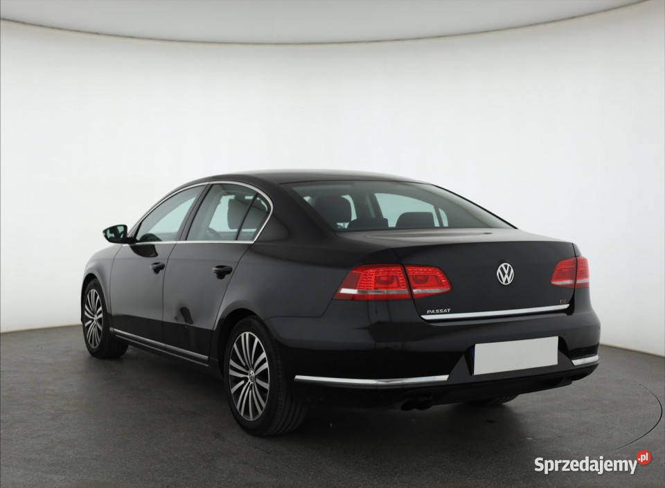 VW Passat 14 TSI nawigacja