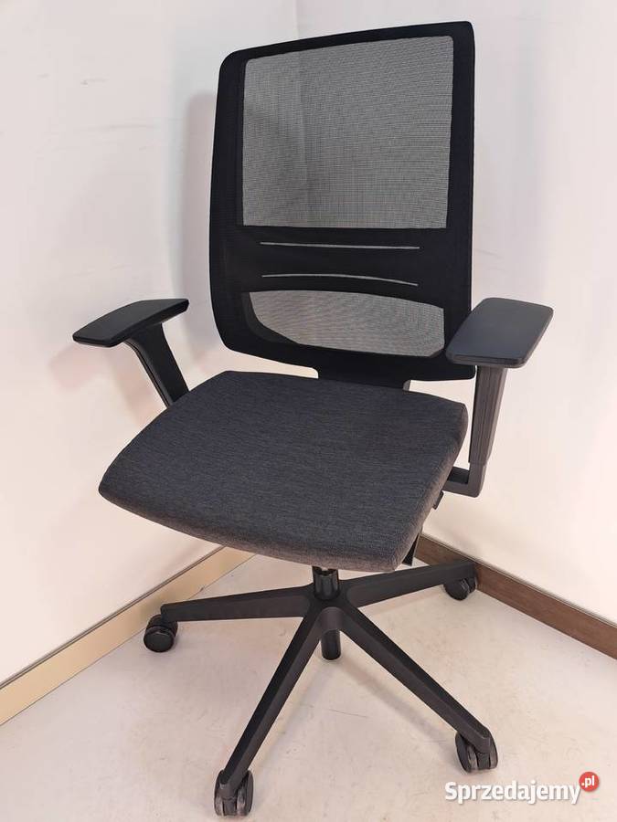 Fotel biurowy,obrotowy PROFIM Light UP 250 SLT
