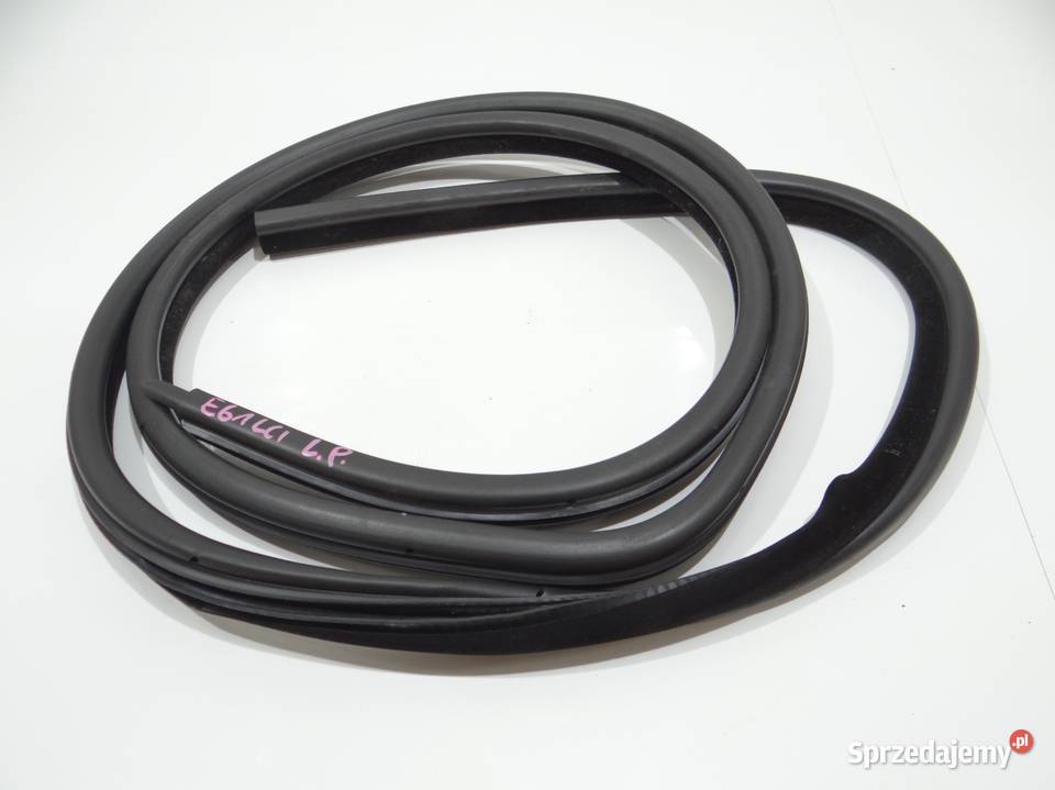 USZCZELKA DRZWI LEWY PRZÓD BMW E61 LCI