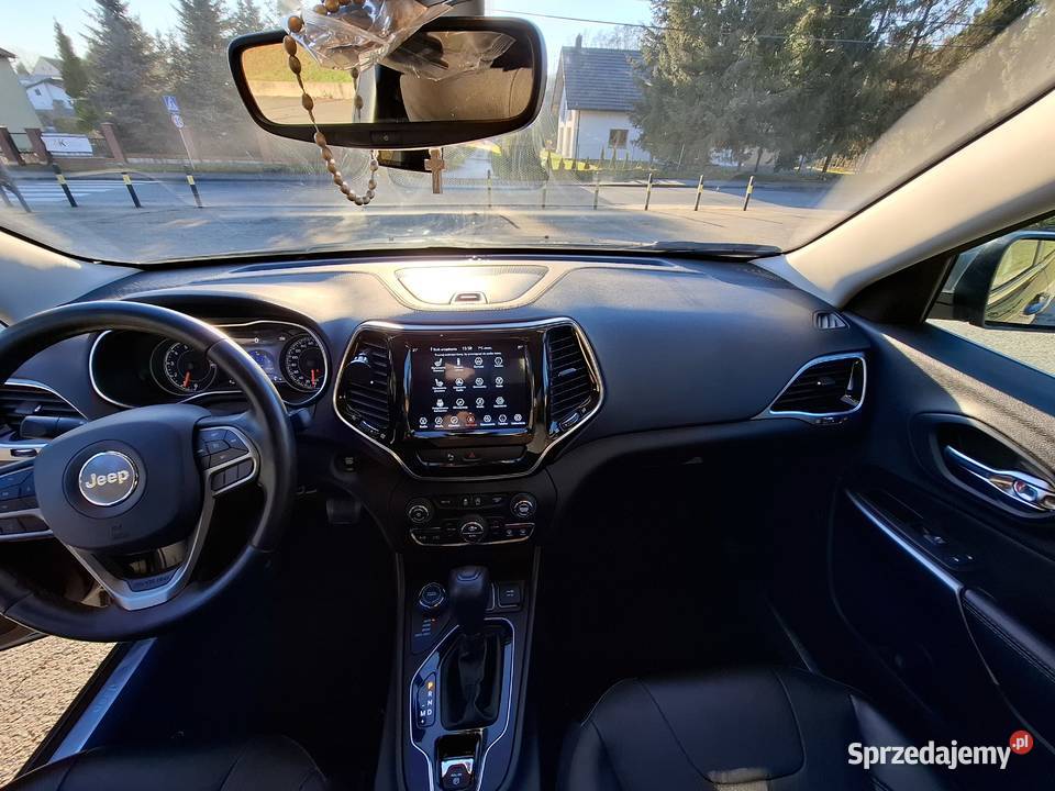 Jeep cherokee 2019 Niski brzeg automatyczna sprzedam