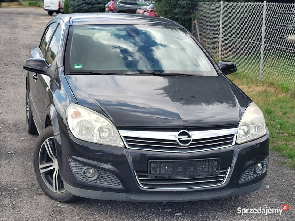 OPEL ASTRA 16 BENZYNA Hatchback