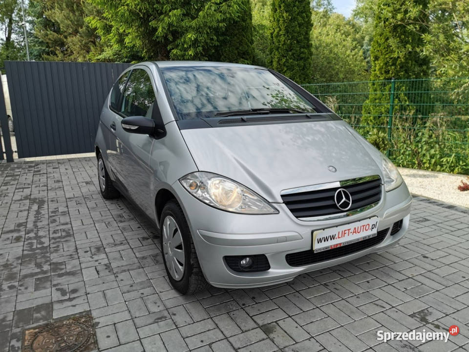 Mercedes A 170 17 Benzyna 116 Klimatyzacja srebrny Strzegom sprzedam