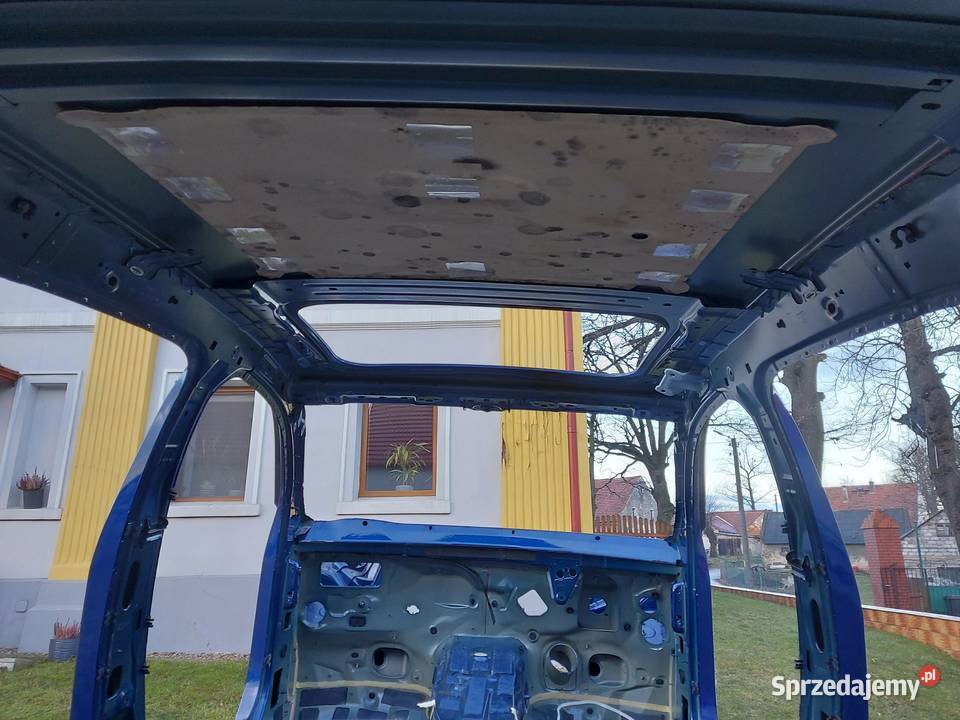 Mercedes EQC 400 W293 N293 DACH niebieski 896