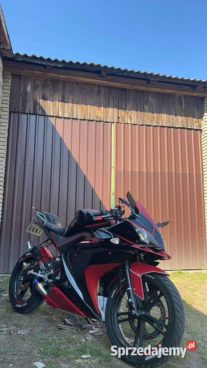 Sprzedam Yamaha yzf r 125 Bielowice
