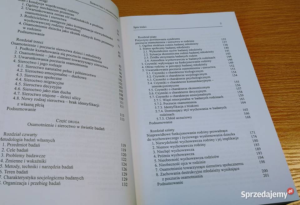 Sieroctwo i osamotnienie pedagogiczne problemy Gdańsk