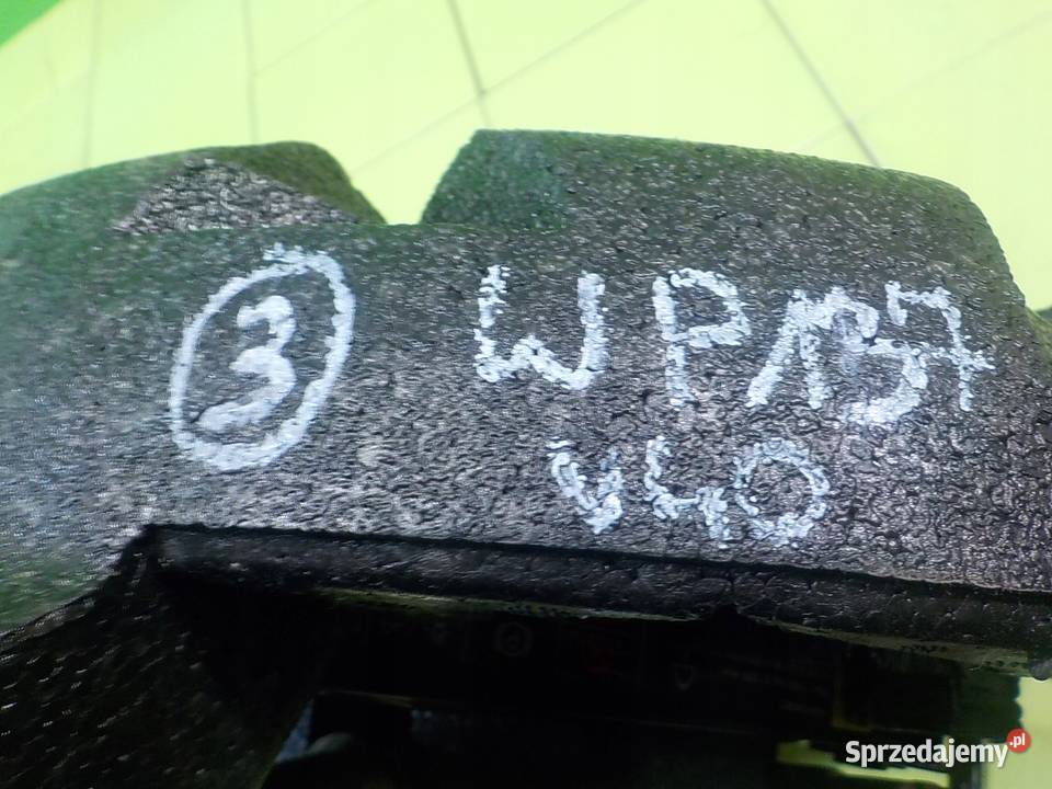 VOLVO V40 II 16D2 14r HB 5D zestaw naprawczy